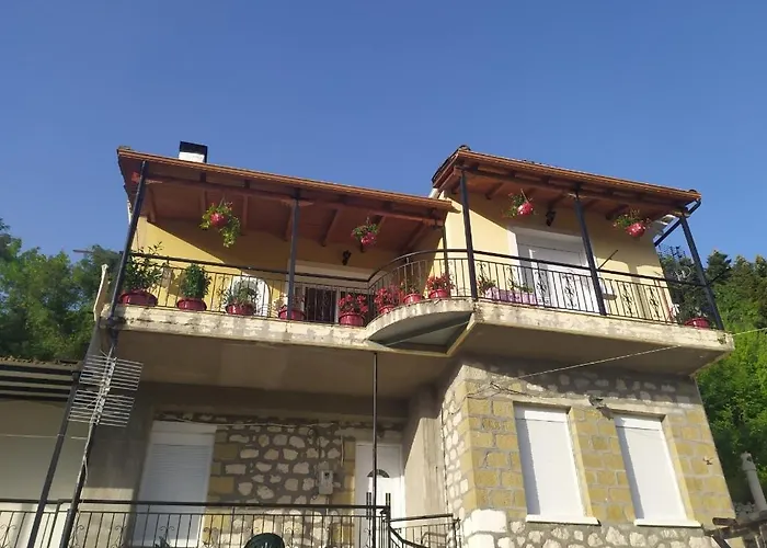 Dora\'S Home