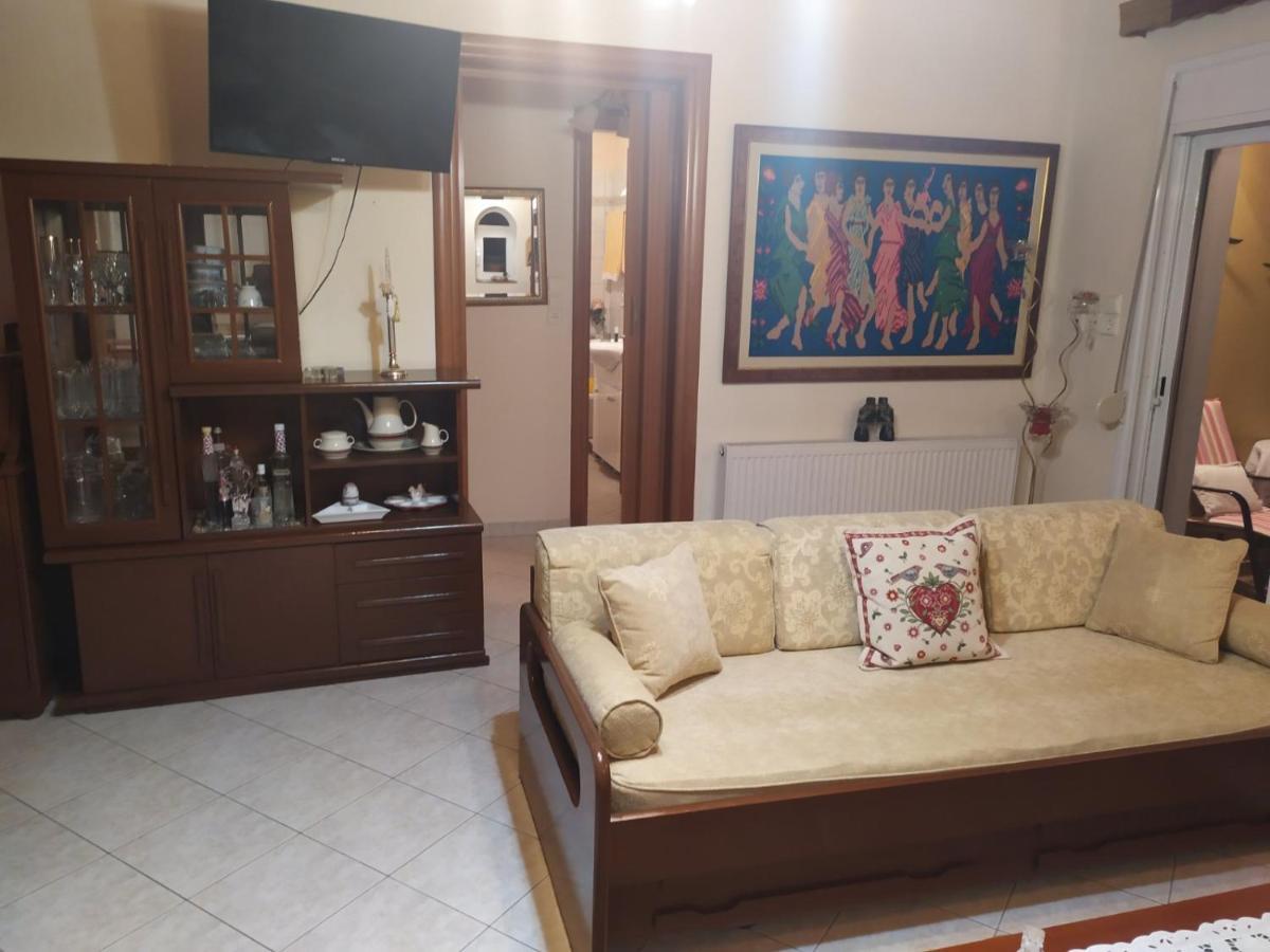 Apartment Dora's