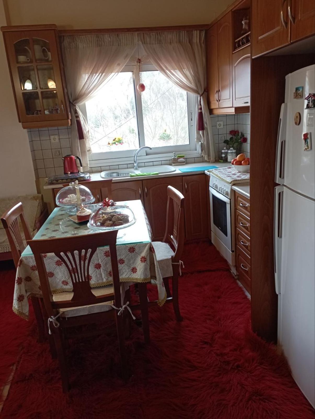 Dora's Apartament Pramanta